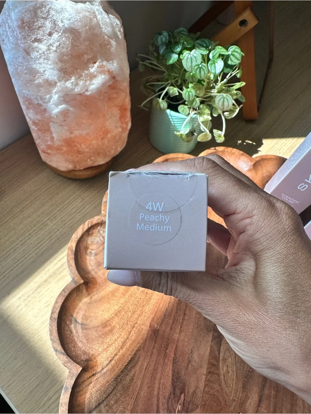 4W SKINN Scientific Color Foundation + Concealer — Peachy Medium